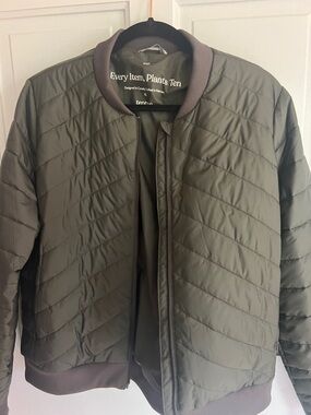Tentrees Women’s XL Olive Quilted Bomber Jacket
